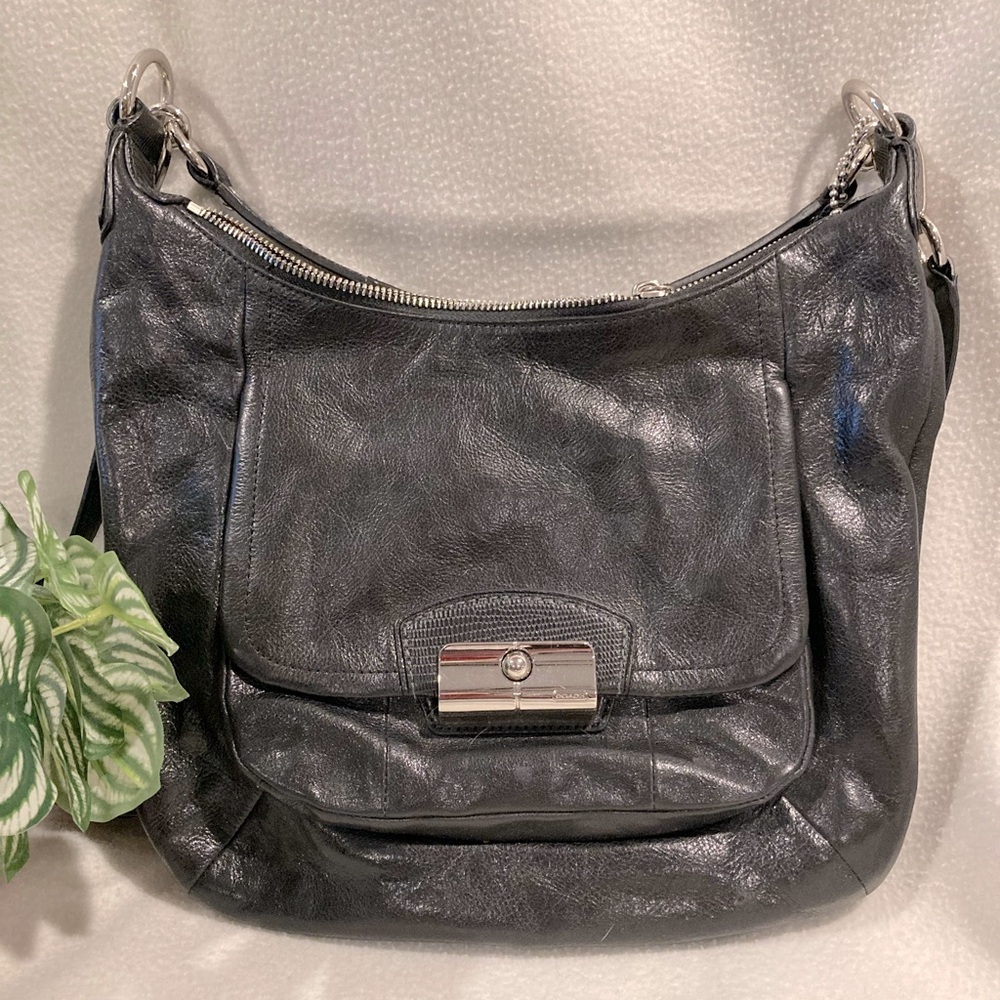 VINTAGE Kirsten Hobo Coach Satchel in Black